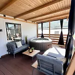 Mobile Luxor Apartamento Grebaštica