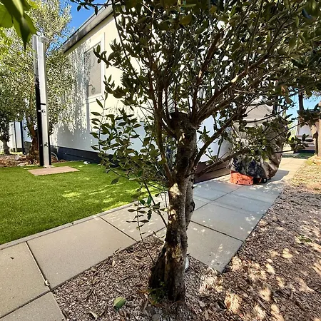 Διαμέρισμα Mobile Luxor *