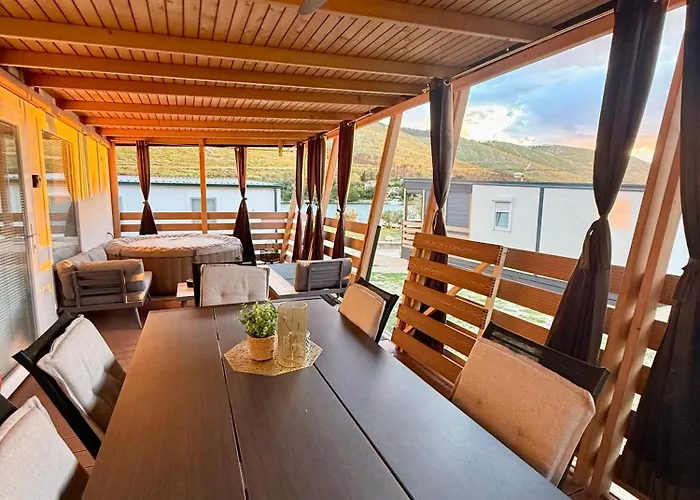 Διαμέρισμα Mobile Luxor *